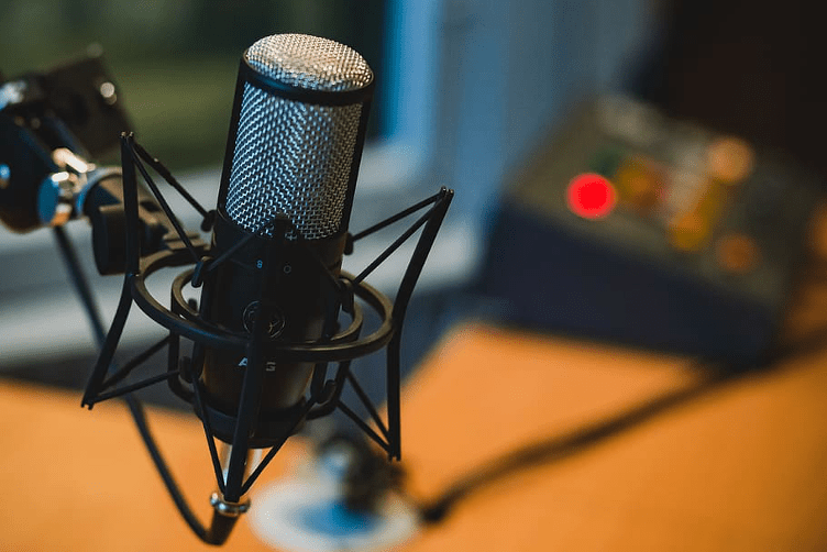 The Top 3 CBD Podcasts You Must Check Out This Year!